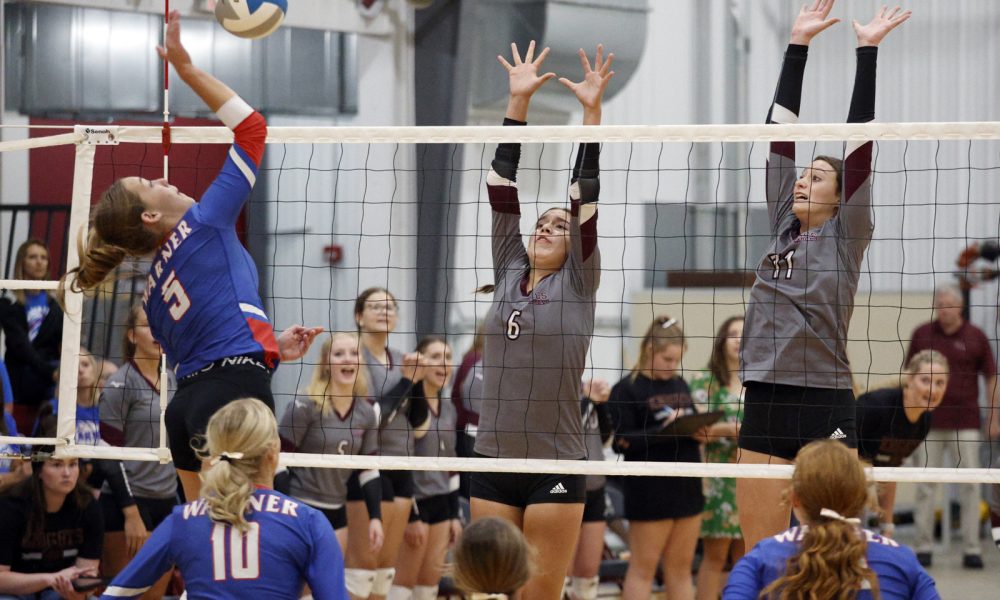 Castlewood moves into fourth in Class B volleyball poll SD SportScene