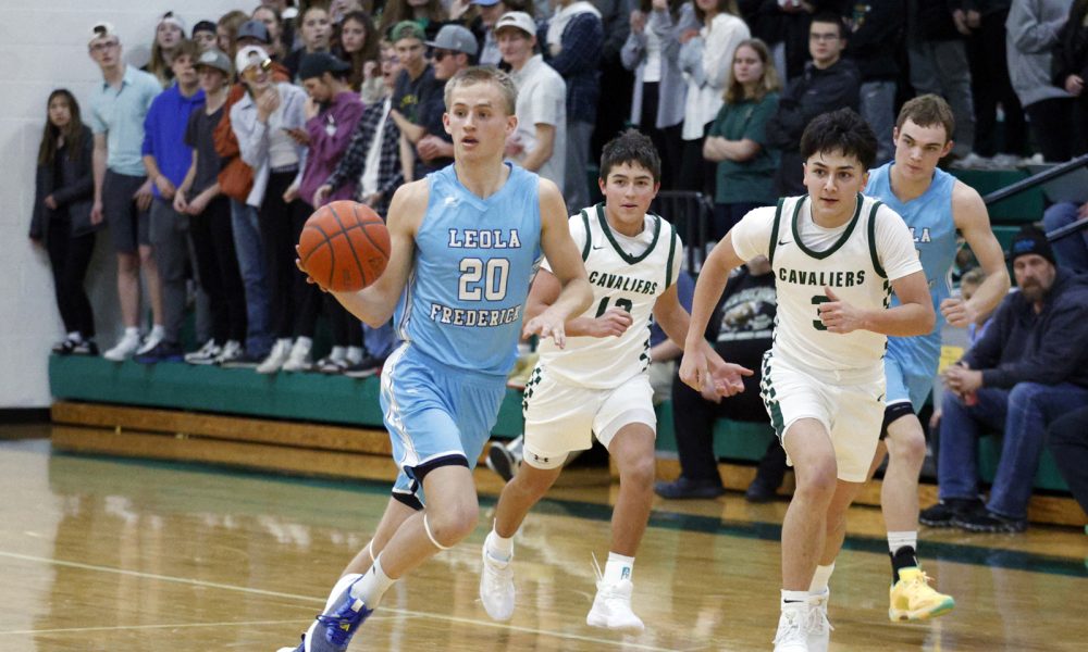 Gallery Leola/Frederick boys defeat Aberdeen Roncalli Thursday SD