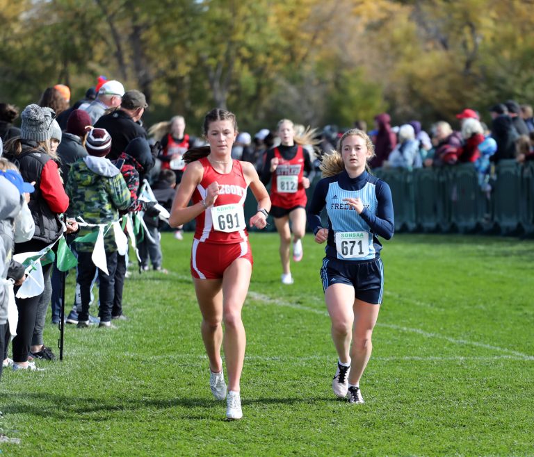Gallery South Dakota State Cross Country girls divisions SD SportScene
